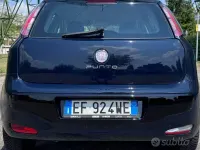 Usata Fiat Punto Evo Dynamic 69 CV (50 kW) 2011 Blu Utilitaria