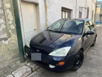 Usata Ford Focus 90 CV (66 kW) 2001 Blu Berlina