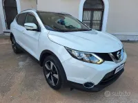 Usata Nissan Qashqai Tekna 110 CV (80 kW) 2017 Bianco SUV