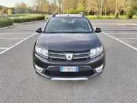 Usata Dacia Sandero Stepway 90 CV (66 kW) 2016 Nero Berlina