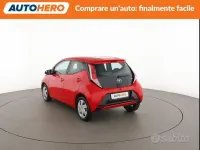 Usata Toyota Aygo 69 CV (50 kW) 2017 Rosso Utilitaria