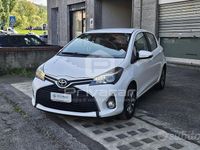 Usata Toyota Yaris Lounge 69 CV (50 kW) 2016 Bianco Utilitaria