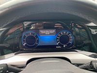 Usata VW Golf VIII Life 116 CV (85 kW) 2021 Blu Station wagon