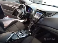 Usata Hyundai i40 136 CV (100 kW) 2019 Grigio Station wagon