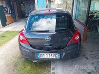 Usata Opel Corsa 58 CV (42 kW) 2008 Nero Utilitaria
