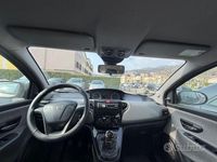 Usata Lancia Ypsilon 69 CV (50 kW) 2012 Grigio Utilitaria
