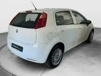 Usata Fiat Grande Punto Dynamic 75 CV (55 kW) 2009 Nero Utilitaria