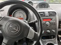 Usata Opel Agila 86 CV (63 kW) 2008 Verde Utilitaria