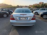 Usata Mercedes E320 Avantgarde 224 CV (164 kW) 2008 Grigio Berlina