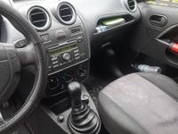 Usata Ford Fiesta 49 CV (36 kW) 2006 Rosso Berlina