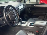 Usata VW Touareg 245 CV (180 kW) 2012 Grigio SUV