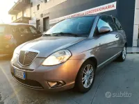 Usata Lancia Ypsilon 69 CV (50 kW) 2010 Giallo Utilitaria