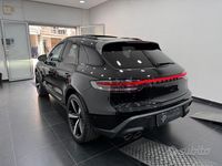 Usata Porsche Macan Chrono 265 CV (194 kW) 2022 Nero SUV