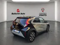 Usata Toyota Aygo X Trend 72 CV (52 kW) 2025 Grigio SUV