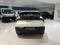 Usata Alfa Romeo Junior 136 CV (100 kW) 2024 Bianco SUV