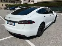 Usata Tesla Model S 89 kW (122 CV) 2018 Bianco Utilitaria