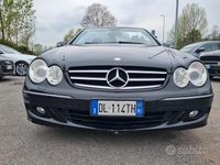 Usata Mercedes CLK320 Elegance 225 CV (165 kW) 2007 Nero Cabrio