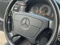 Usata Mercedes E250 150 CV (110 kW) 1998 Blu/azzurro Berlina