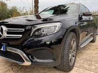 Käytetty Mercedes GLC250 Executive 204 HP (150 kW) 2018 Musta Katumaasturi
