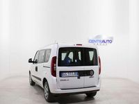 Usata Fiat Doblò Lounge 120 CV (88 kW) 2021 Bianco Monovolume