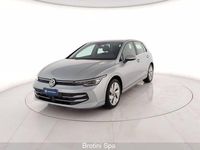 Usata VW Golf VIII Style 150 CV (110 kW) 2025 Grigio metallizzato Utilitaria