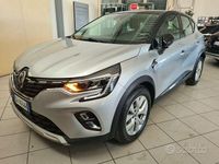 Usata Renault Captur Intens 101 CV (74 kW) 2020 Argento SUV