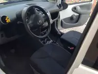 Usata Toyota Aygo Connect Style 68 CV (50 kW) 2011 Bianco Utilitaria