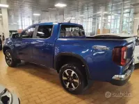Usata VW Amarok Style 205 CV (150 kW) 2024 Bright blue / metallizzato Pick-up