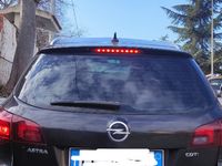 Usata Opel Astra Cosmo 110 CV (80 kW) 2011 Nero Station wagon