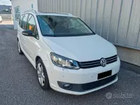 Usata VW Touran Highline 140 CV (102 kW) 2012 Bianco Monovolume