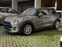Usado Mini Cooper 136 HP (100 kW) 2019 Cinzento Citadino
