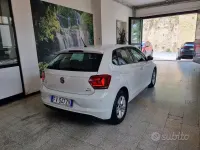 Usata VW Polo Comfortline 90 CV (66 kW) 2019 Bianco Utilitaria
