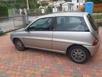 Usata Lancia Ypsilon 60 CV (44 kW) 2001 Argento Utilitaria