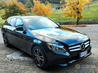 Usata Mercedes 220 Premium 170 CV (125 kW) 2017 Nero Station wagon