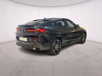 Usado BMW X6 M Sport 298 HP (219 kW) 2024 Preto SUV