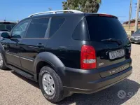 Usata SsangYong Rexton 165 CV (121 kW) 2007 Nero SUV