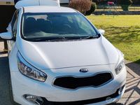 Begagnad Kia Ceed 110 HK (80 kW) 2013 Vit Halvkombi