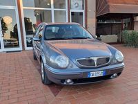 Usata Lancia Lybra 116 CV (85 kW) 2005 Grigio scuro metallizzato Station wagon