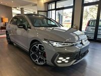 Usata VW Golf VIII GTI 265 CV (194 kW) 2025 Grigio pietra di luna Berlina