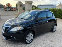 Usata Lancia Ypsilon Gold 69 CV (50 kW) 2014 Nero Utilitaria