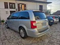 Usata Lancia Voyager 163 CV (119 kW) 2011 Monovolume