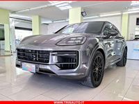 Nuova Porsche Cayenne 470 CV (345 kW) 2026 Grigio SUV