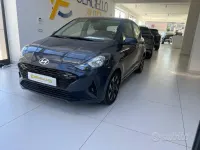 Usata Hyundai i10 67 CV (49 kW) 2023 Grigio scuro metallizzato Utilitaria
