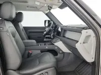 Usata Land Rover Defender SE 200 CV (147 kW) 2022 Grigio SUV