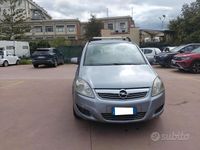 Usata Opel Zafira 125 CV (91 kW) 2010 Blu Monovolume