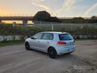 Usata VW Golf VII 102 CV (75 kW) 2012 Grigio Berlina