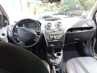 Usata Ford Fusion 90 CV (66 kW) 2006 Monovolume