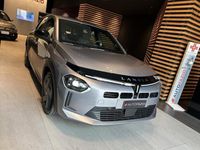 Usata Lancia Ypsilon 101 CV (74 kW) 2024 Grigio Utilitaria