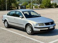 Usata VW Passat Highline 116 CV (85 kW) 1999 Argento Berlina