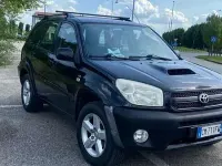 Usata Toyota RAV4 116 CV (85 kW) 2004 Nero SUV